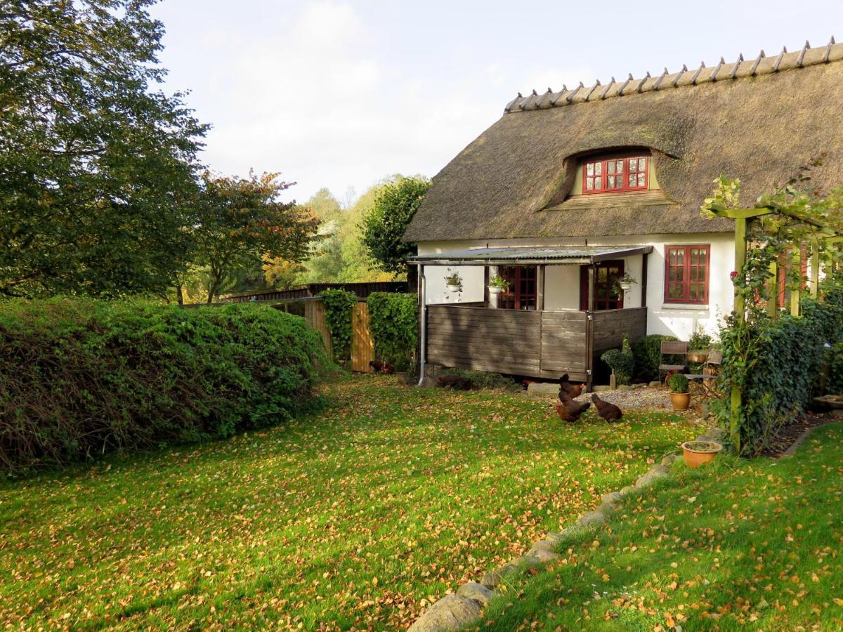 Myrholm Bed and Breakfast Augustenborg Eksteriør billede